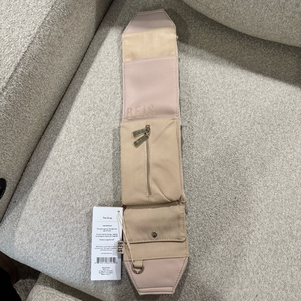 BÉIS Survival Strap in Beige NWT
